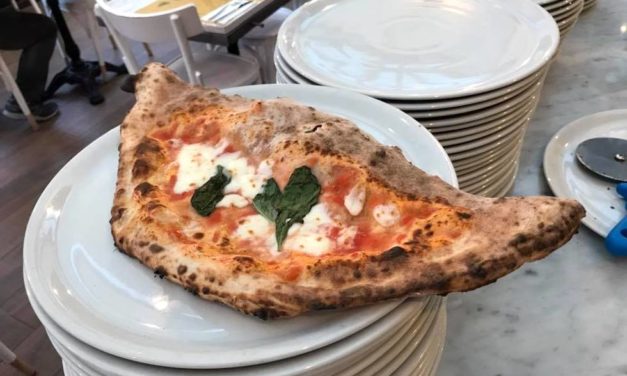 Calzone napoletano al forno, curiosità e ricetta