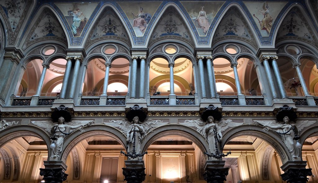 Palazzo Borsa Napoli, Sala delle Grida