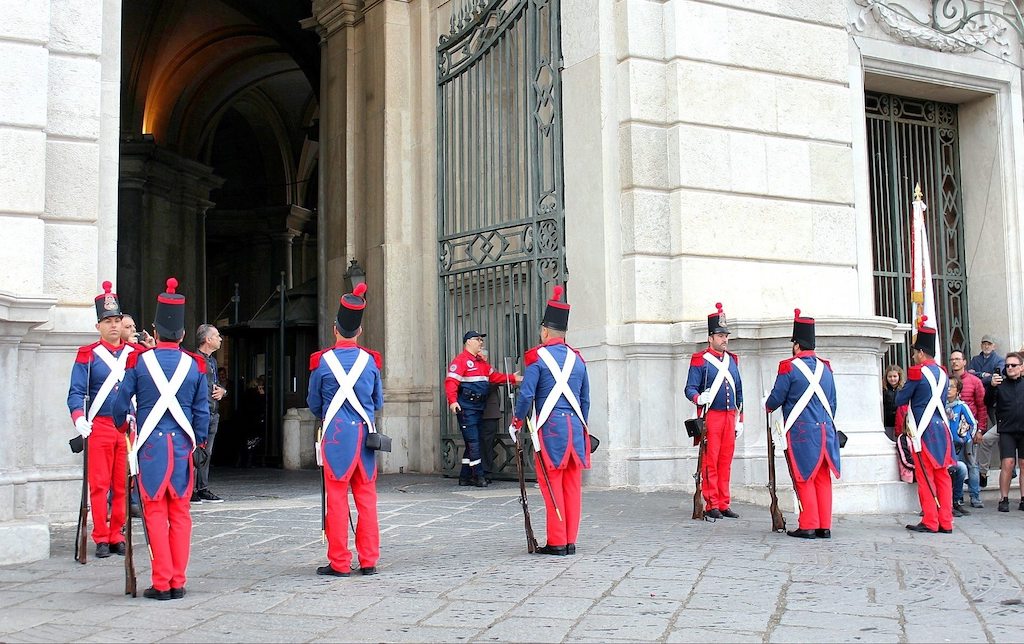 Reggia Di Caserta Cambio Della Guardia