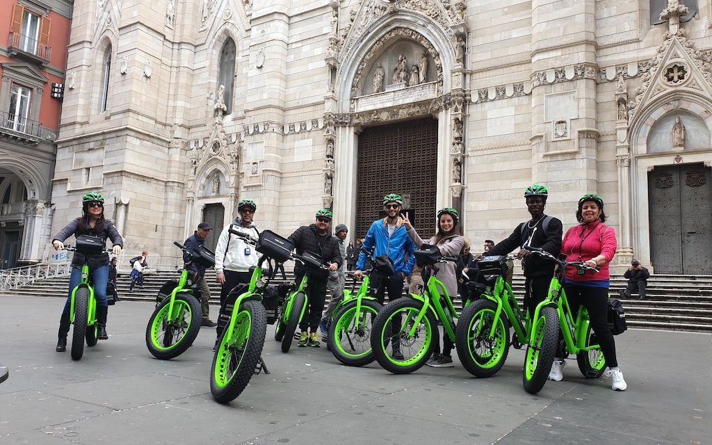 Napol’E-Bike, visitare Napoli in bicicletta