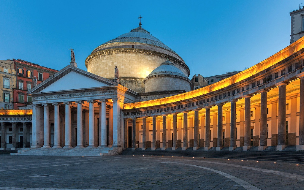 Napoli Piazza Plebiscito