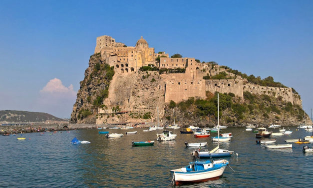 Ischia, l’isola delle terme nel Golfo di Napoli
