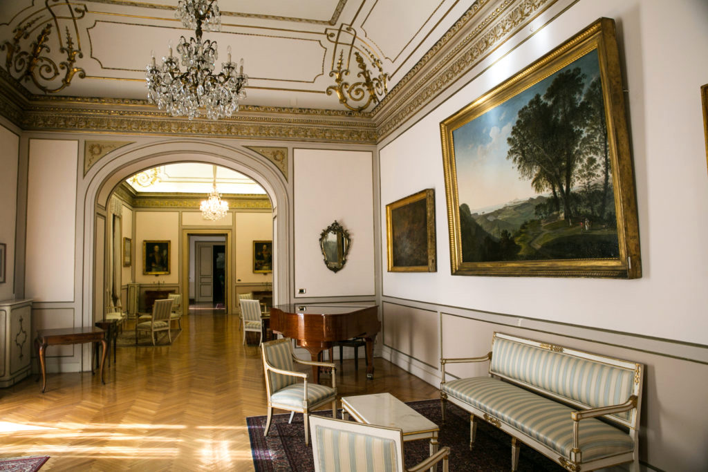 Palazzo Salerno Napoli