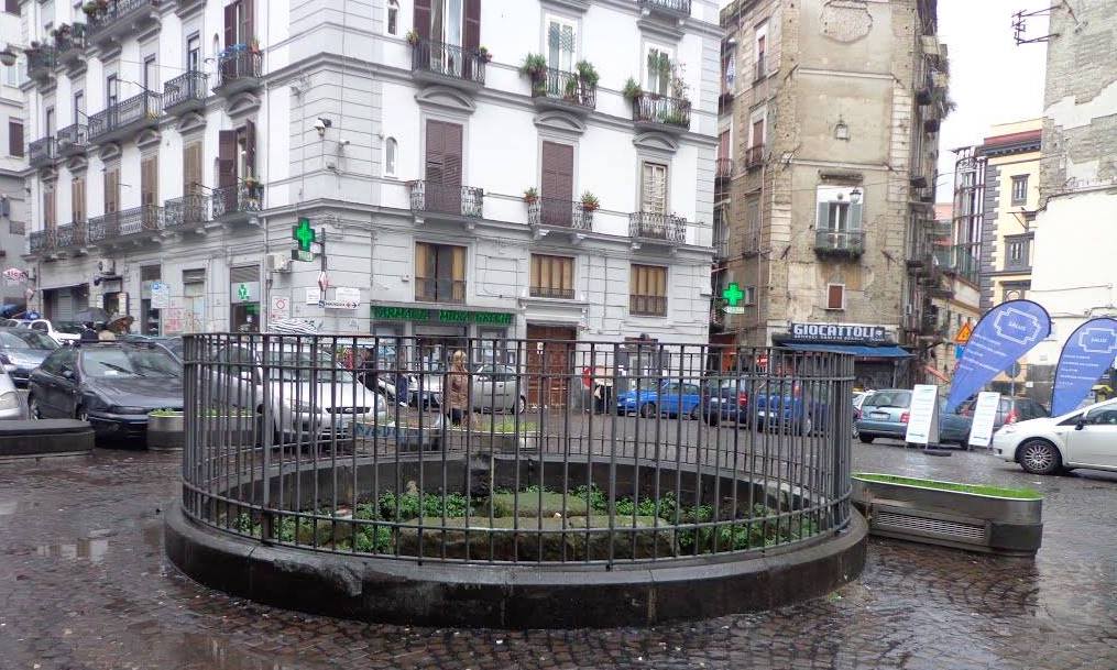 Cippo di Forcella Piazza Calenda Napoli