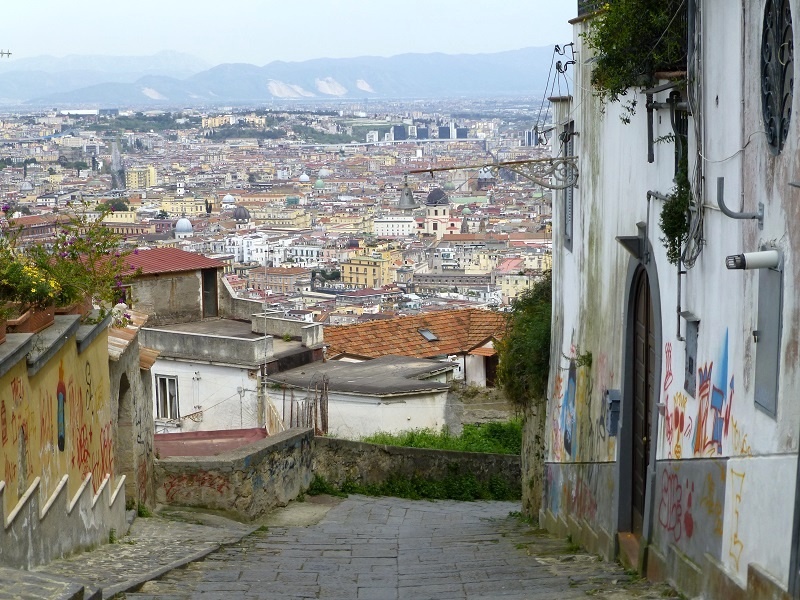 Pedamentina di San Martino, dalla Certosa fino a Montesanto