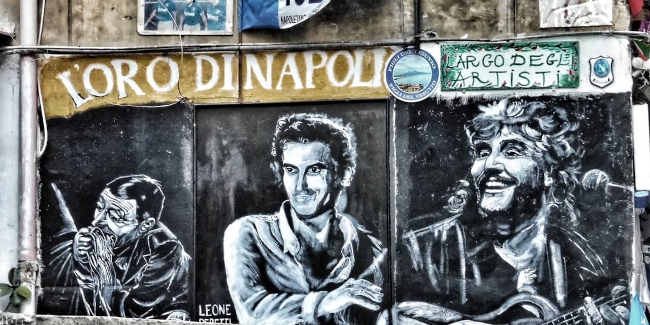 Street art a Napoli, i Quartieri Spagnoli omaggiano Totò e altri grandi artisti