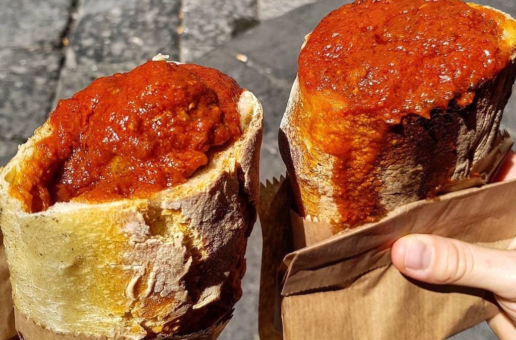 O’ Cuzzetiello napoletano , una prelibatezza della cucina partenopea