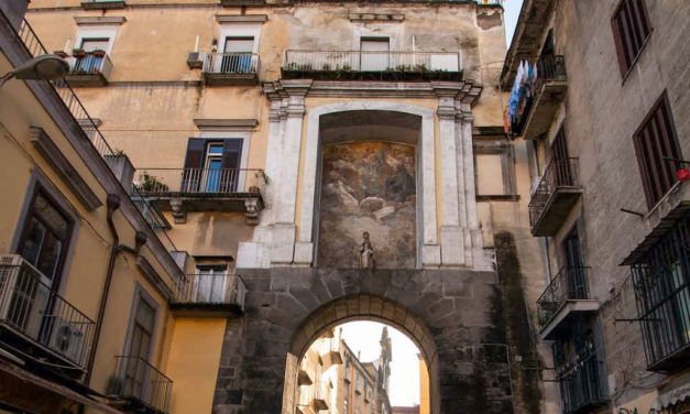 Porta San Gennaro a Napoli e l’affresco di Mattia Preti