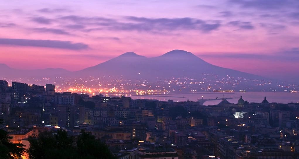Adda passà ‘a nuttata, la filosofia di vita del napoletano