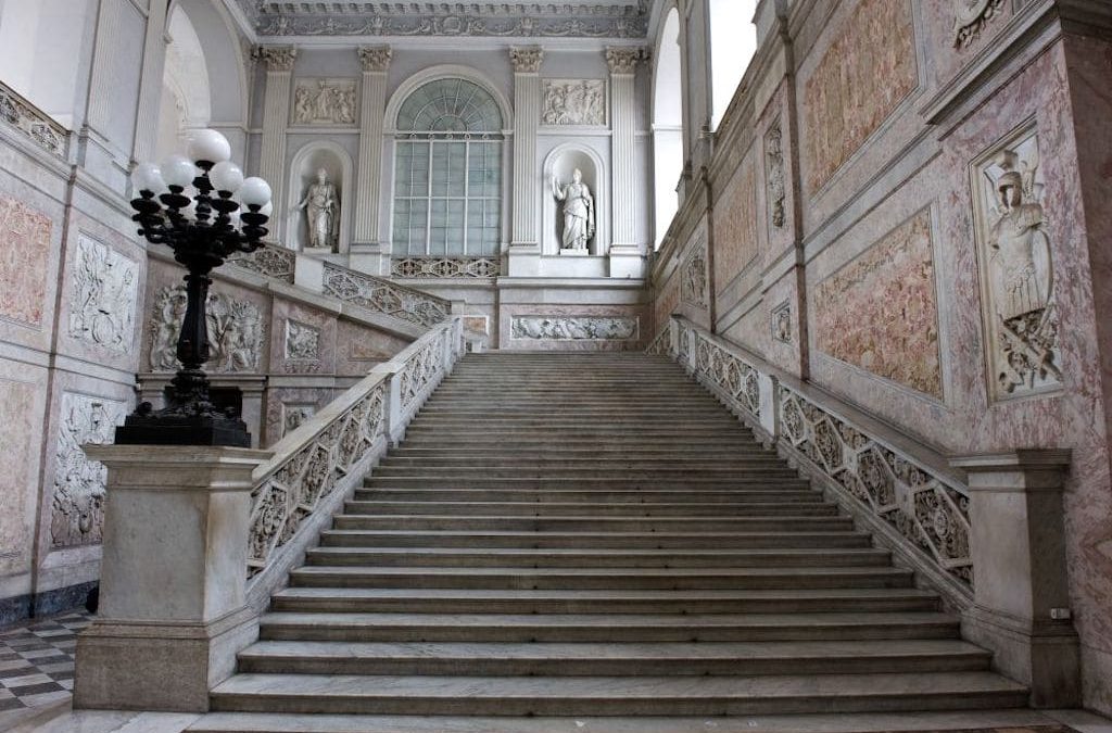 Palazzo Reale di Napoli si prepara al Natale