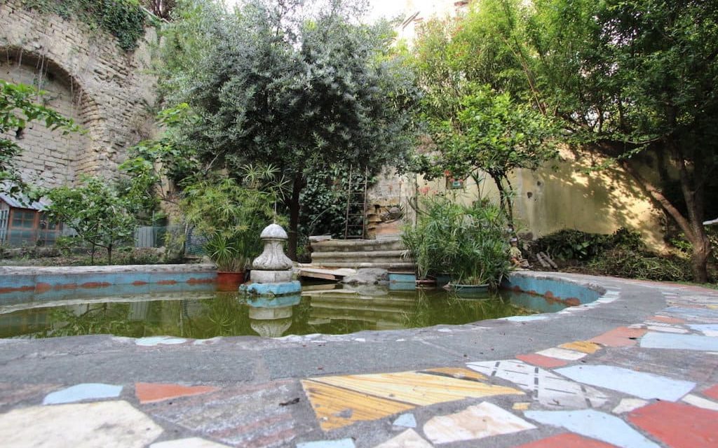 Visita guidata della grotta esoterica e il giardino di Babuk