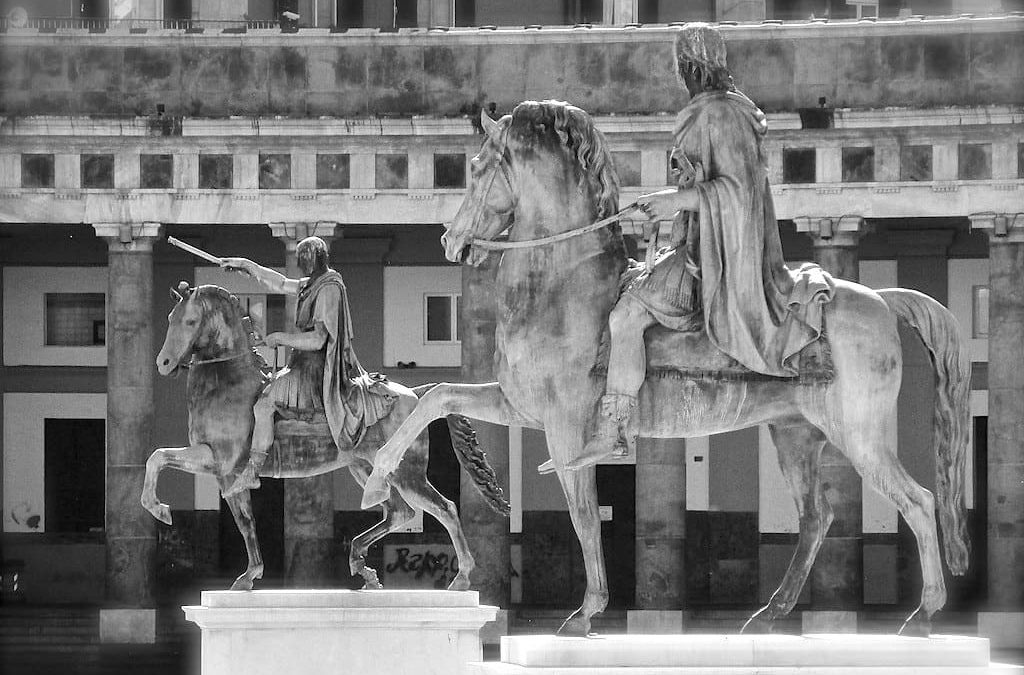 Piazza Plebiscito, statue equestri di Carlo di Borbone e Ferdinando I delle Due Sicilie