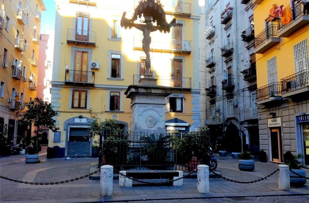 Crocifisso di Borgo Orefici, il simbolo di un quartiere di Napoli