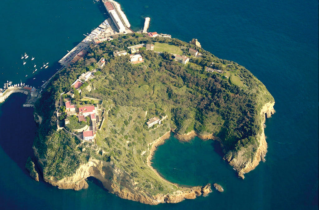 Parco Letterario di Nisida, l’Isola di Polifemo