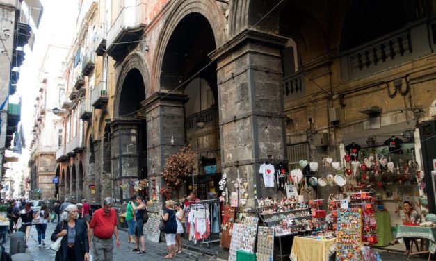 Palazzo d’Angiò in via dei Tribunali, un palazzo antico di Napoli