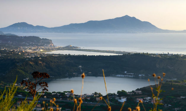 I laghi dei Campi Flegrei: Fusaro, Lucrino, Miseno, d’Averno