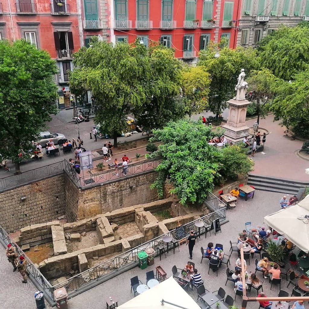 Mura greche di Piazza Bellini Napoli