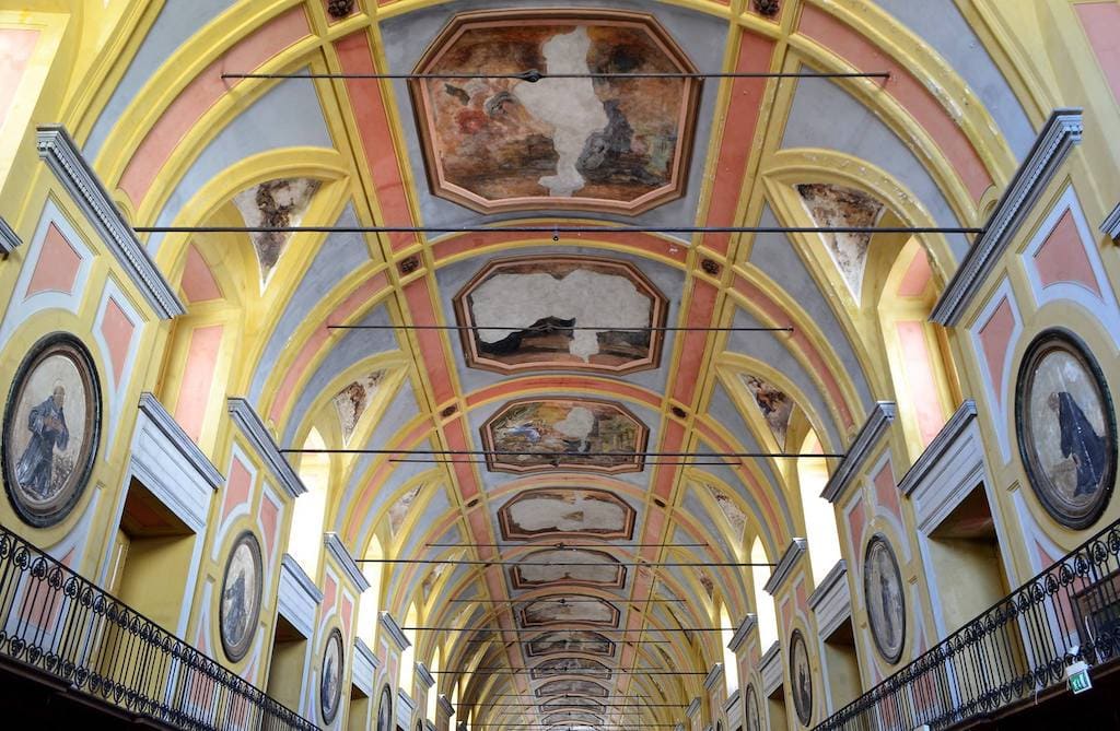 Sala del Lazzareto ex Ospedale della Pace Napoli