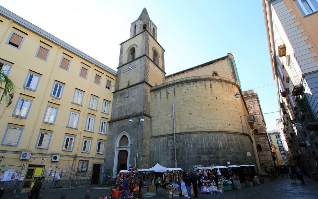 Chiesa di San Pietro a Majella e la Madonna del soccorso