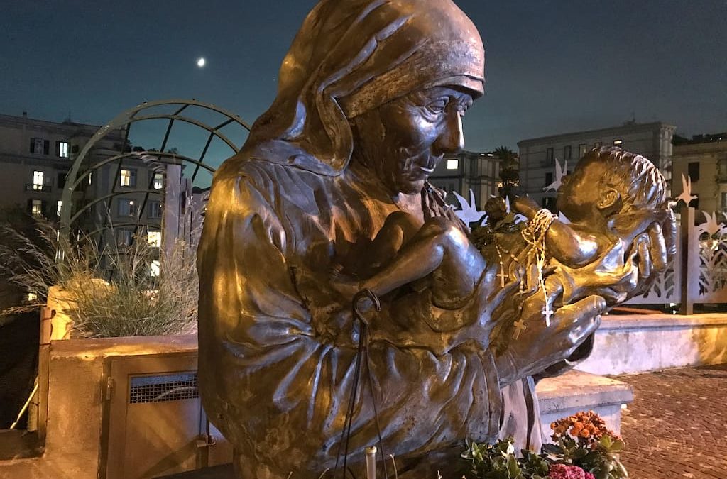 Auguri di Natale: buone feste da Napoli-Turistica
