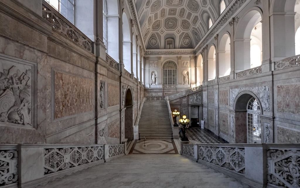 Palazzo Reale di Napoli riapre con tante iniziative