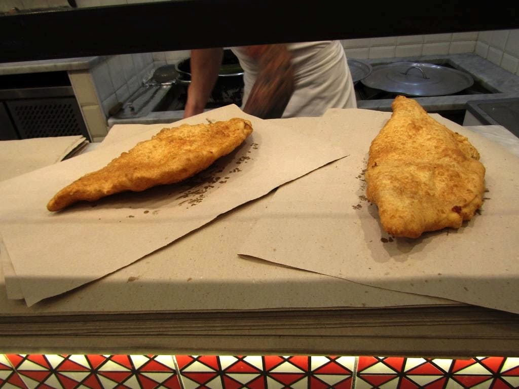 Pizza Fritta Napoletana