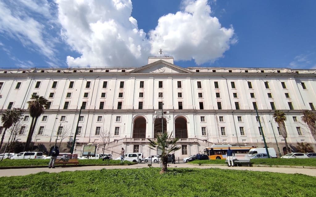 Visita guidata di via Foria, la storica via di Napoli je