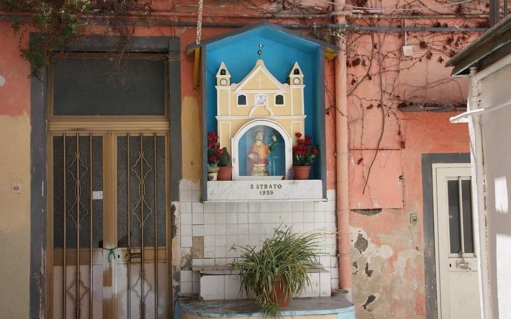 Borgo Santo Strato a Posillipo: tour letterario