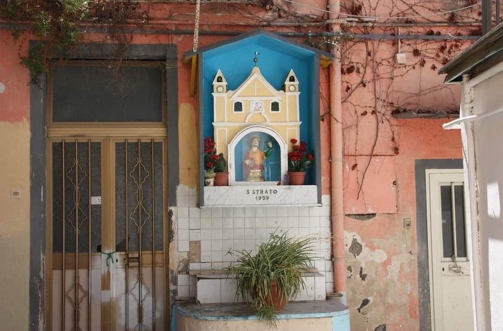 Borgo Santo Strato a Posillipo: tour letterario