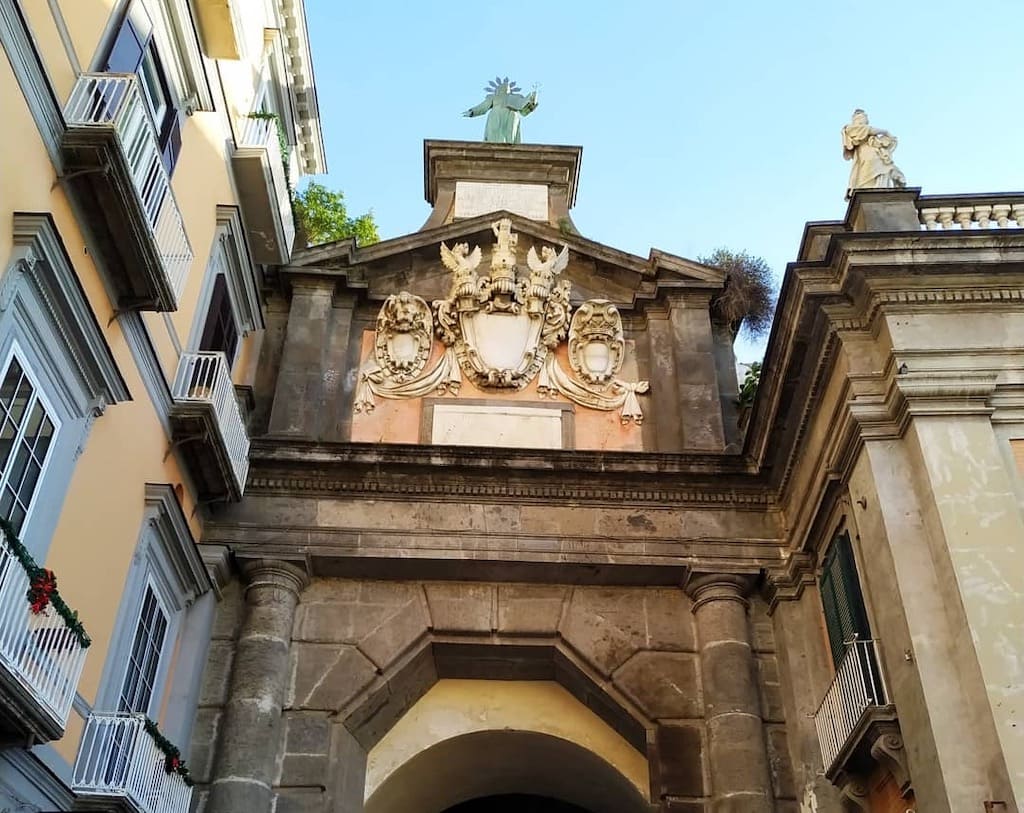 Le origini di Port’Alba e la leggenda di Maria La Rossa Napoli Turistica Le origini di Port’Alba e la leggenda di Maria La Rossa Napoli Turistica
