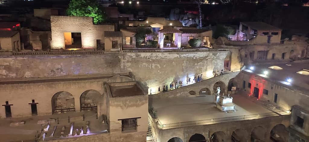I Venerdì di Ercolano: visite serali agli Scavi Archeologici