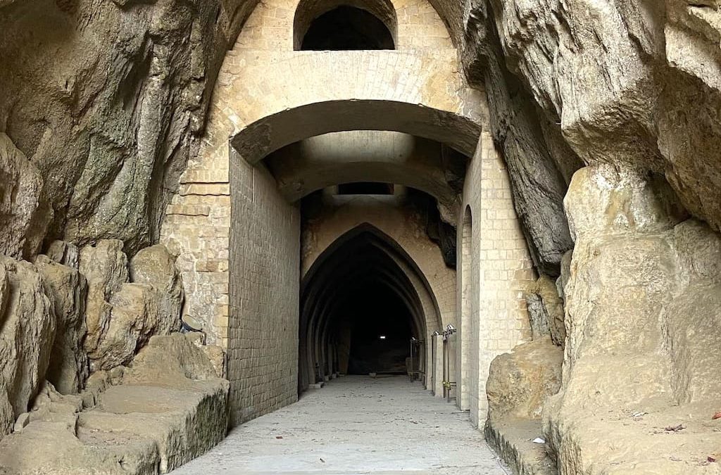 Crypta Neapolitana: la Strada romana fra Neapolis e Puteoli