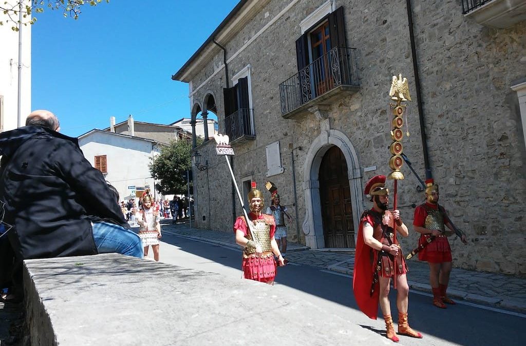 Borgo di Vallata (AV), la Processione del Giovedì e Venerdì Santo