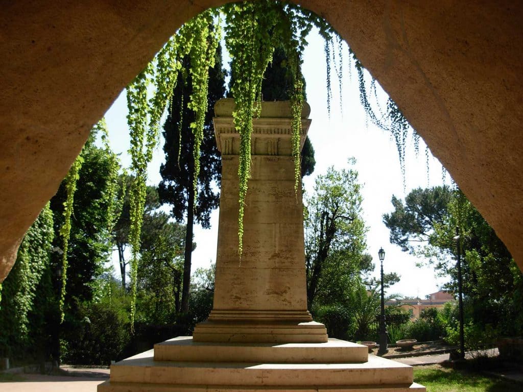 Tomba di Leopardi - Parco Vergiliano Napoli