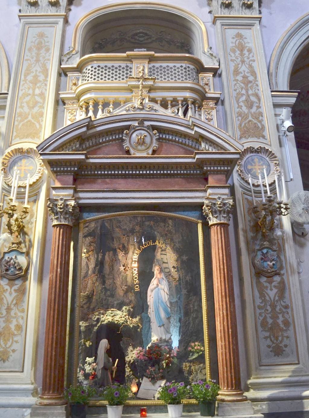 Napoli Santuario di Lourdes