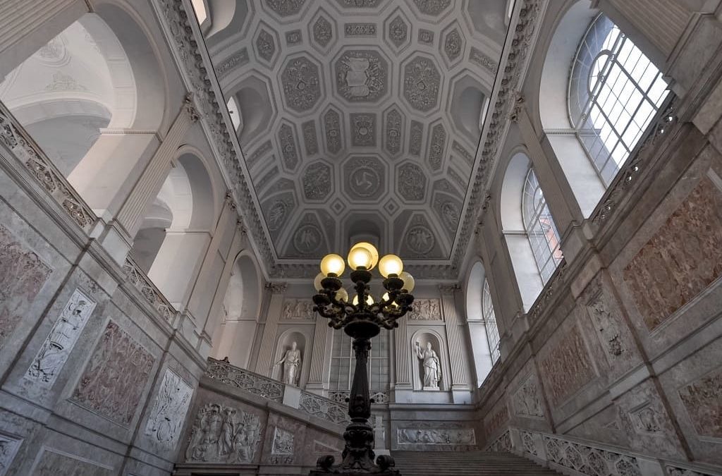 Un sabato da Re a Palazzo Reale di Napoli: ingressi serali a 3 euro