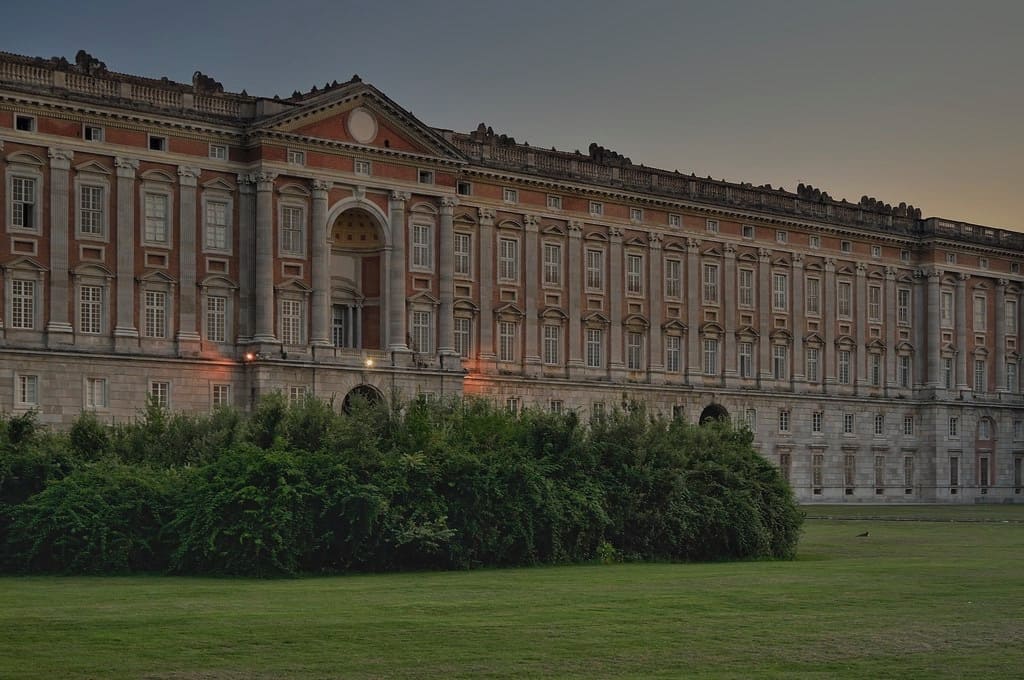 Reggia di Caserta al Tramonto