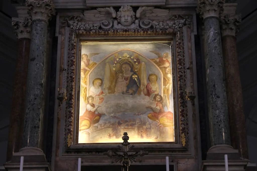 Chiesa di Santa Maria di Costantinopoli Napoli e l’immagine che fermò la peste