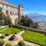 Certosa di San Martino e Pedamentina: c’è chi scende e c’è chi sale