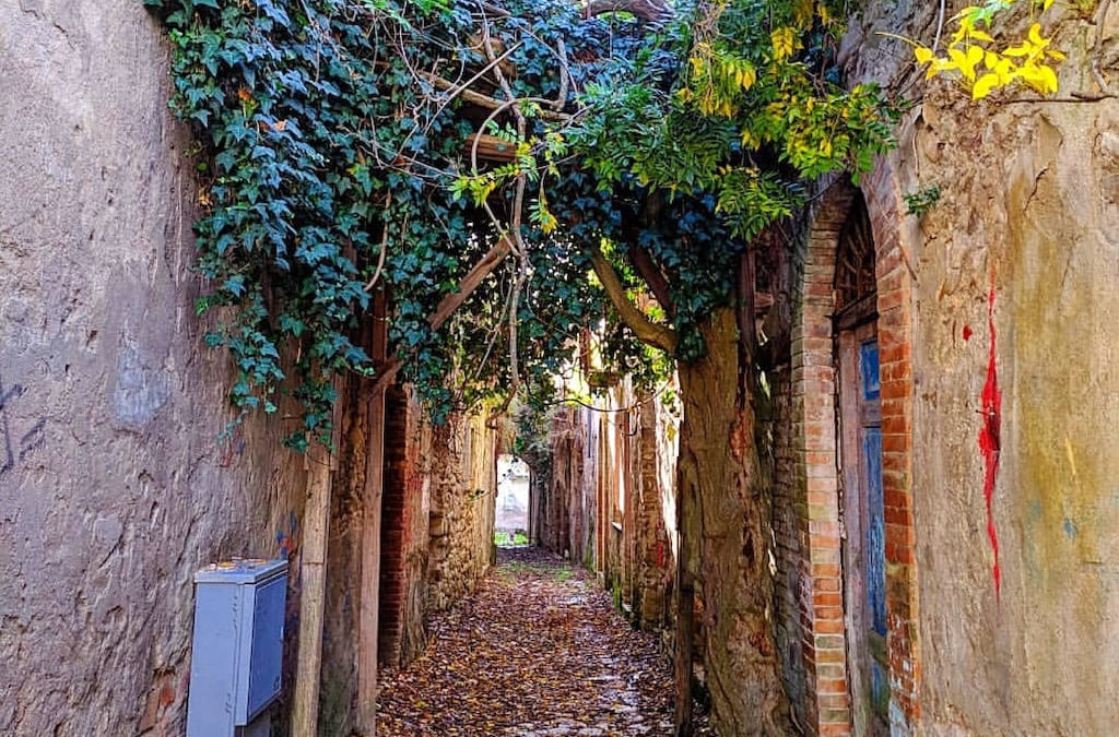 Apice Vecchia, il Borgo fantasma e Castello dell’Ettore