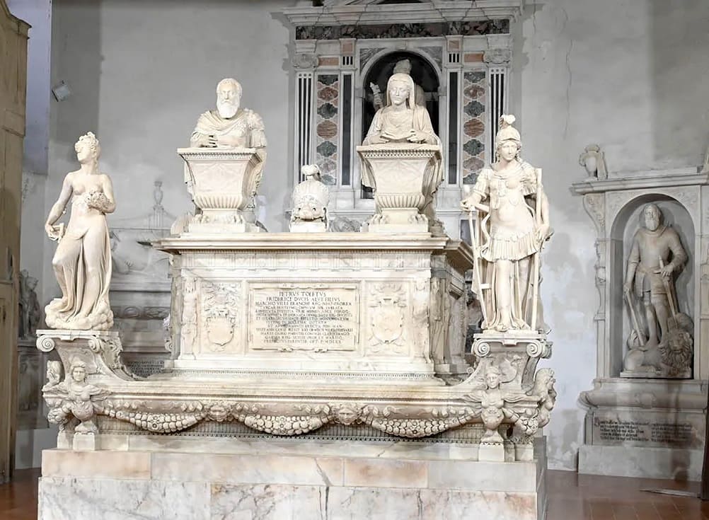 Basilica-San-Giacomo-degli-Spagnoli_monumento-funebre-Don-Pedro-de-Toledo