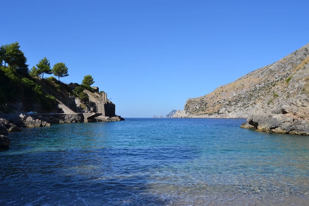 Baia di Ibernato, Punta Campanella 