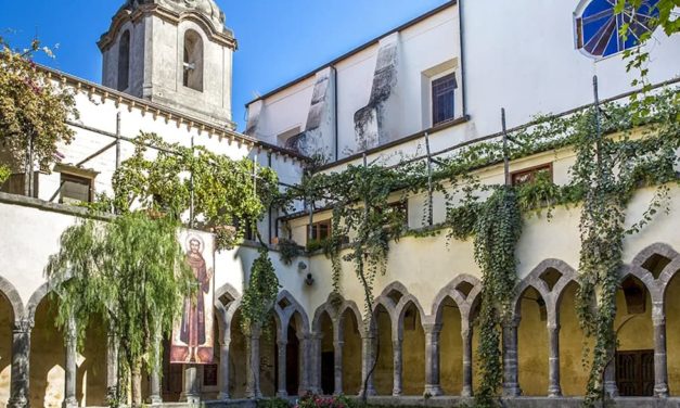 A Sorrento mostra fotografica dedicata alle processioni di Pasqua