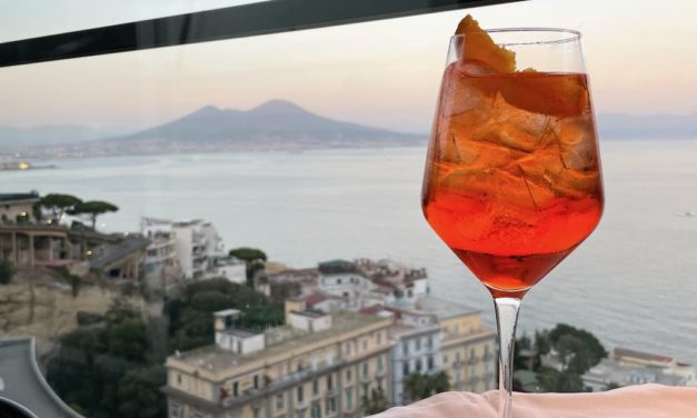 Estate a Napoli 2024 con un programma ricco di proposte