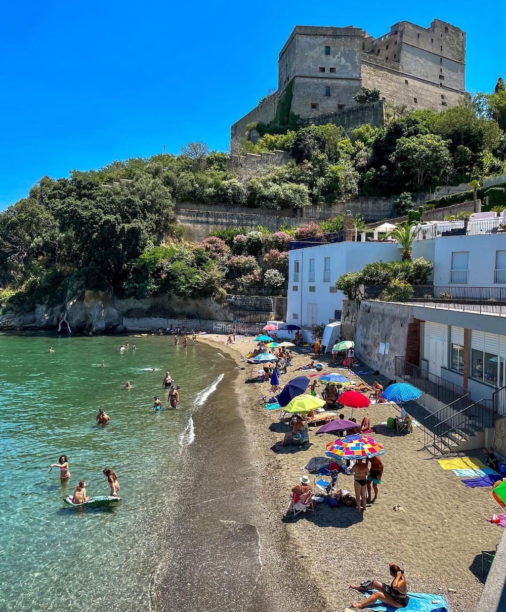 Spiaggia di Villa Ferretti, Bacoli