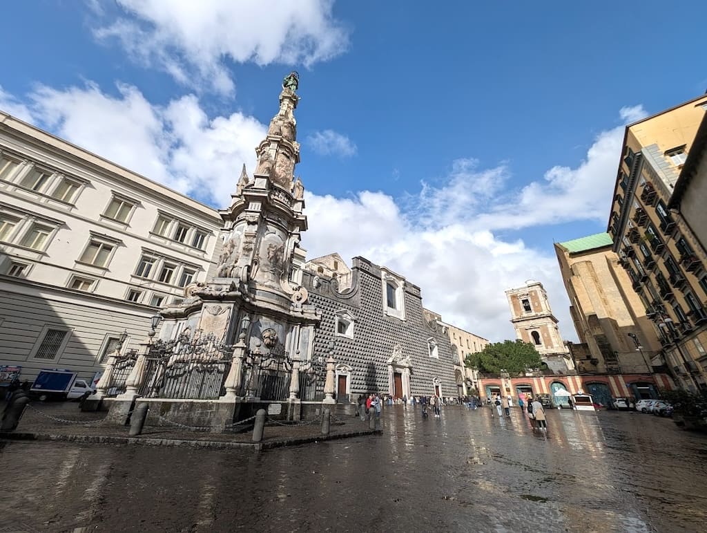 Napoli, Piazza del Gesu - Obelisco Immacolata