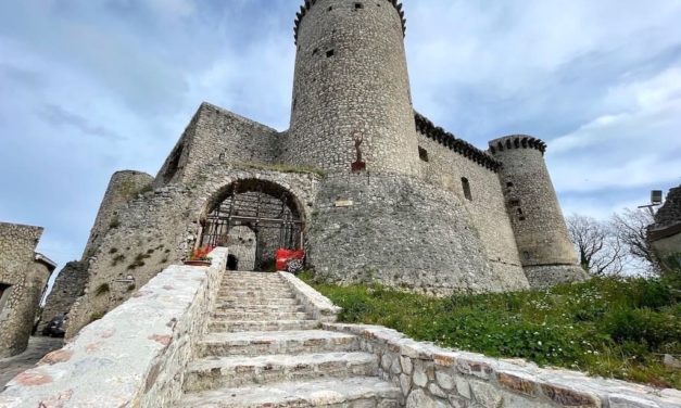 Il borgo medievale di Riardo ed il suo castello longobardo