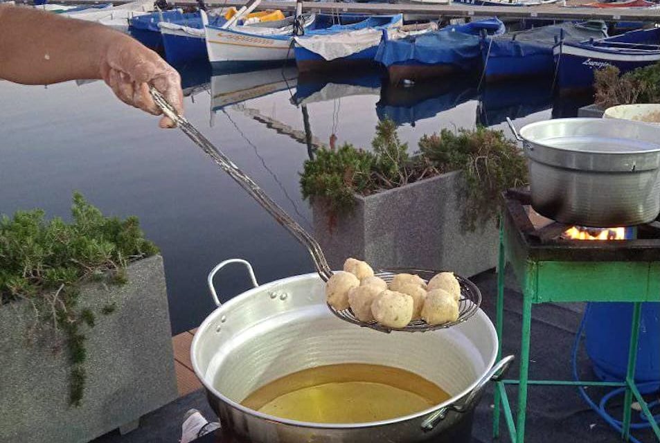 Sagra del Mare Flegrea 2025: tre giorni di sapori, musica e tramonti ad Acquamorta