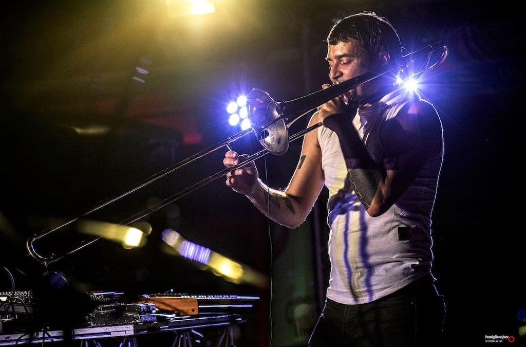 Pomigliano Jazz 2025: musica e arte alla stazione EAV di Pomigliano d’Arco